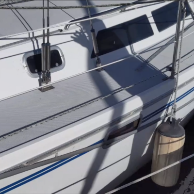For Now Boat Option 1 – 1995 Catalina 320